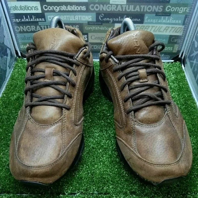 Kasut sales sport reebok