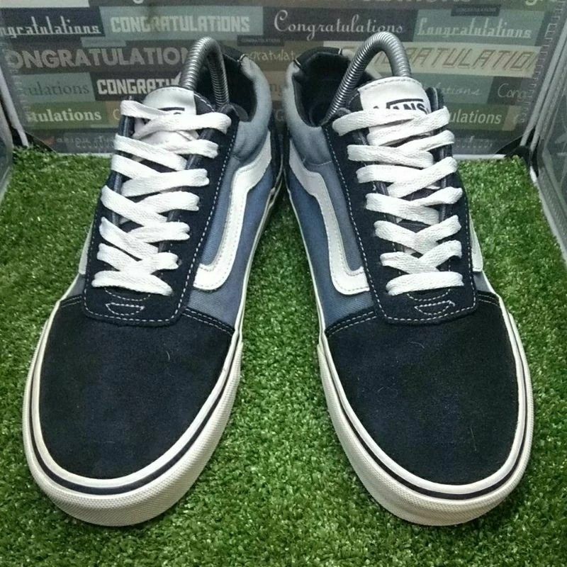 Kasut vans old school top