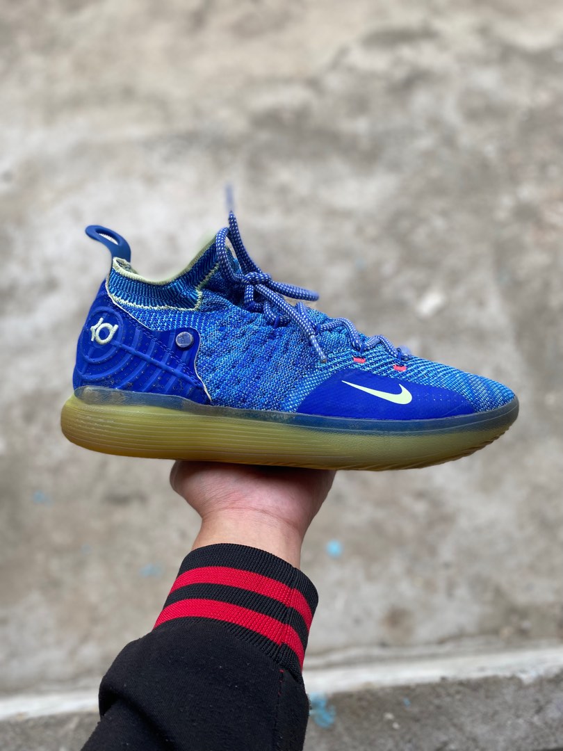 Kd 11 kids on sale