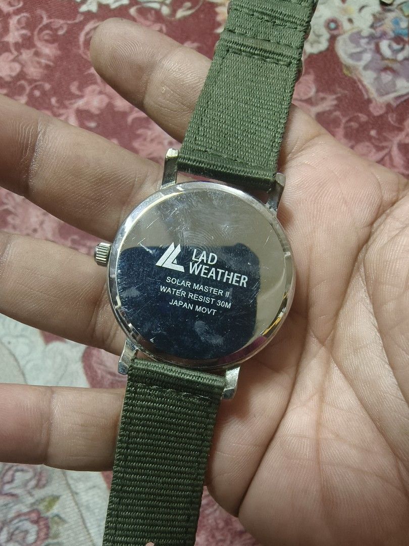 Lad weather solar discount watch