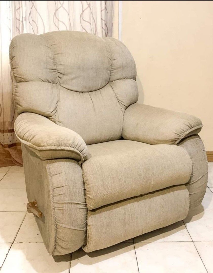 Lazboy dreamtime iclean rocker recliner
