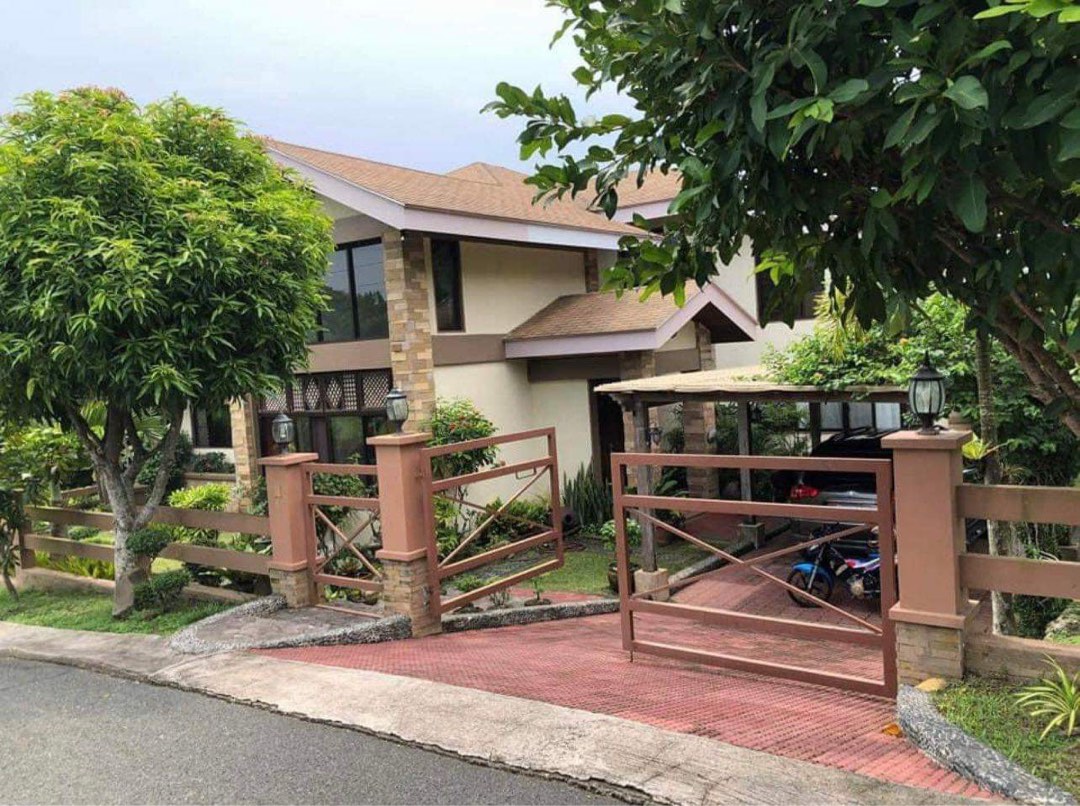 Leisure Farms by Landco House and Lot for sale by owners near Tagaytay