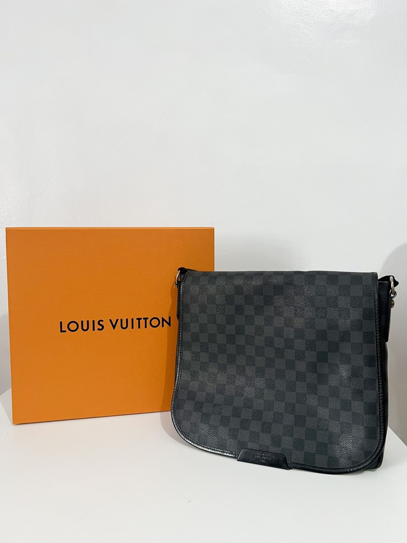 Louis Vuitton Roadster Damier Graphite, Luxury, Bags & Wallets on Carousell