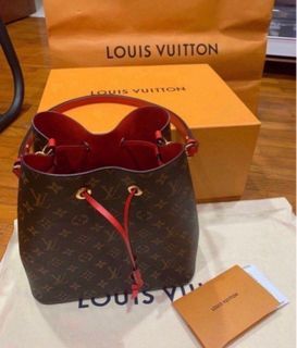 Shop Louis Vuitton Ipad Pouch (POCHETTE TAKEOFF, M69837) by Mikrie