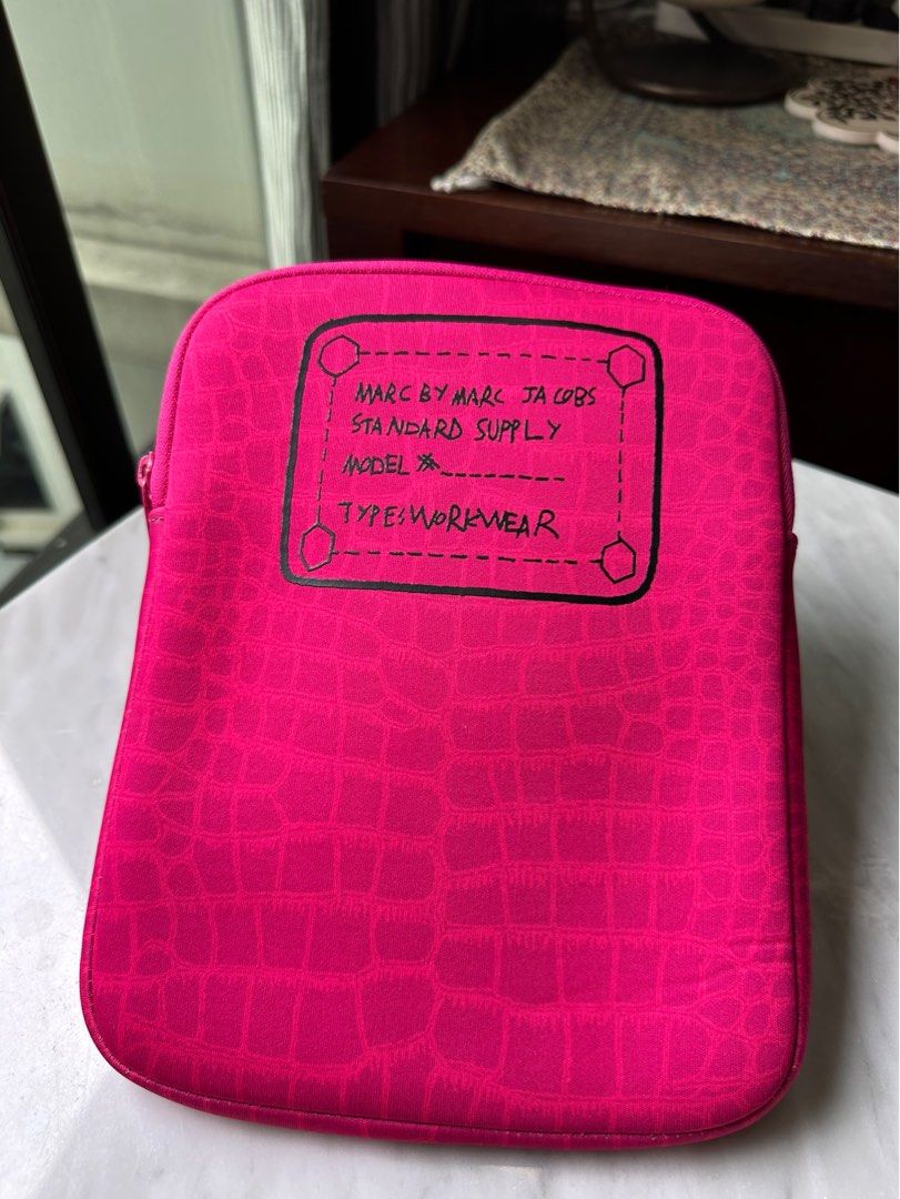 Marc jacobs tablet bag new arrivals