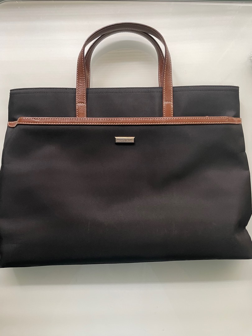 Marco Polo Laptop Bag, Luxury, Bags & Wallets on Carousell