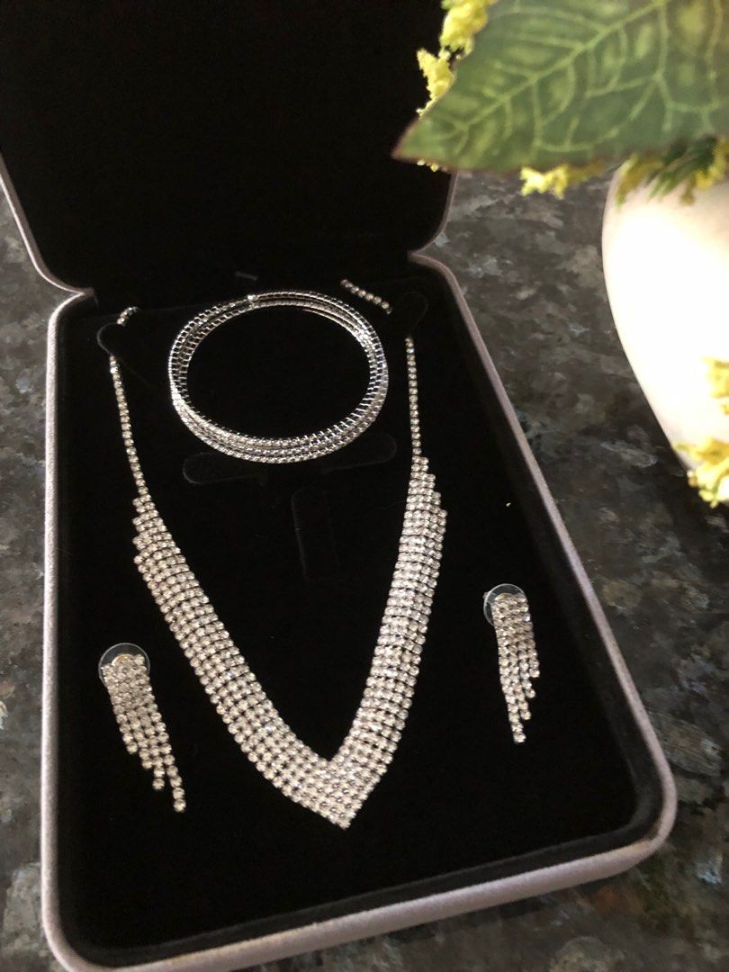 Necklace Earrings Bracelet Set Women s Fashion Watches
