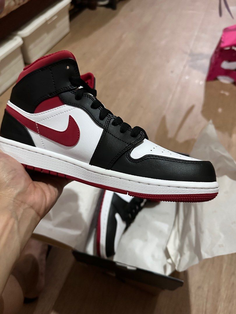 Nike Air Jordan 1 Mid white gym red black