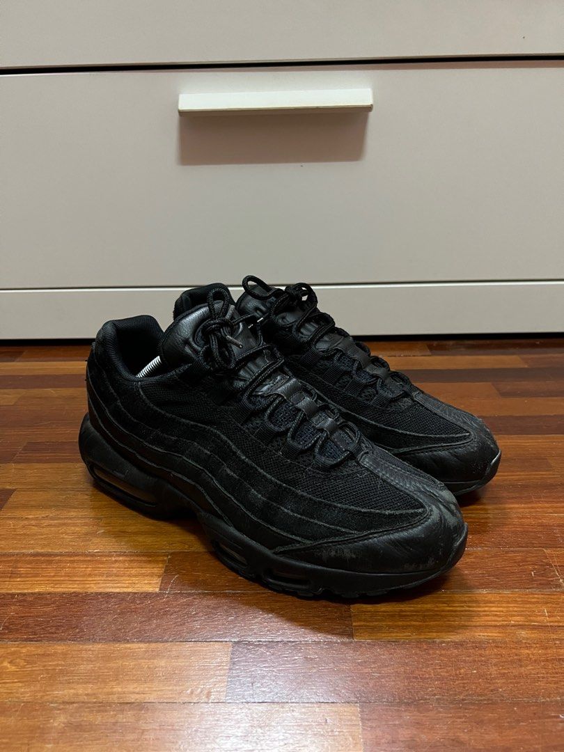 Nike Air Max 95 Triple Black, Men's Fashion, Footwear, Sneakers on