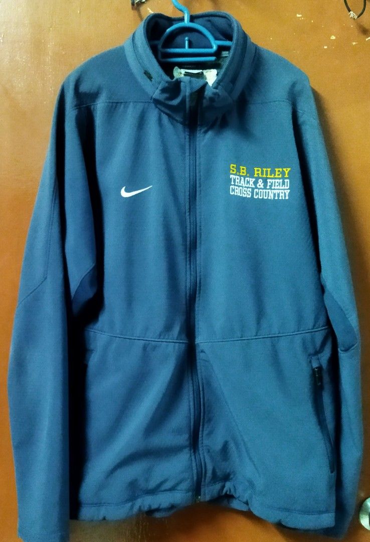 Nike jaket hoodie Men s Fashion Tops Sets Hoodies on Carousell
