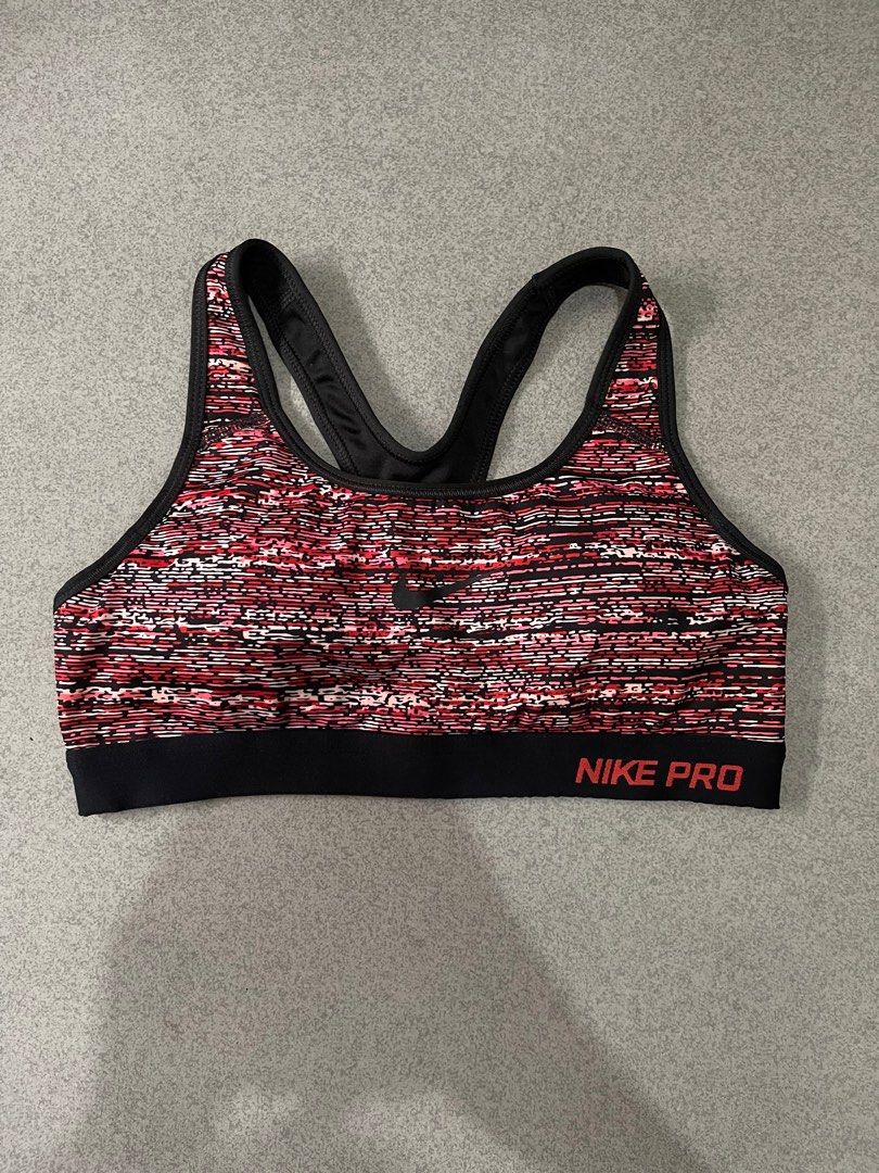 Nike Pro Sports Bra (Category: Activewear) located in Orani. Submitted by olshop2 (Listing ID 1258275636, Image 1). Description: Padded With Padslots 3 sports Bra for 2k.