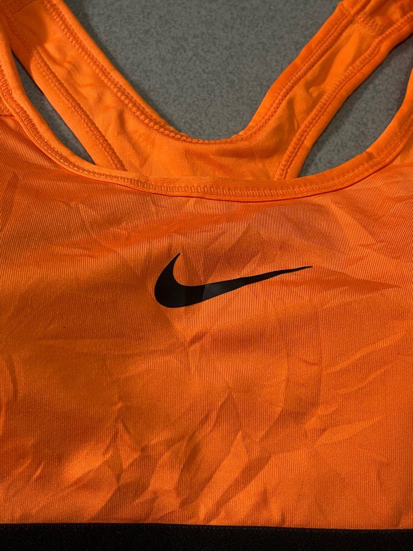 Nike Pro Sports Bra (Category: Activewear) located in Orani. Submitted by olshop2 (Listing ID 1258276531, Image 2). Description: Padded With Padslots 3 sports Bra for 2k.