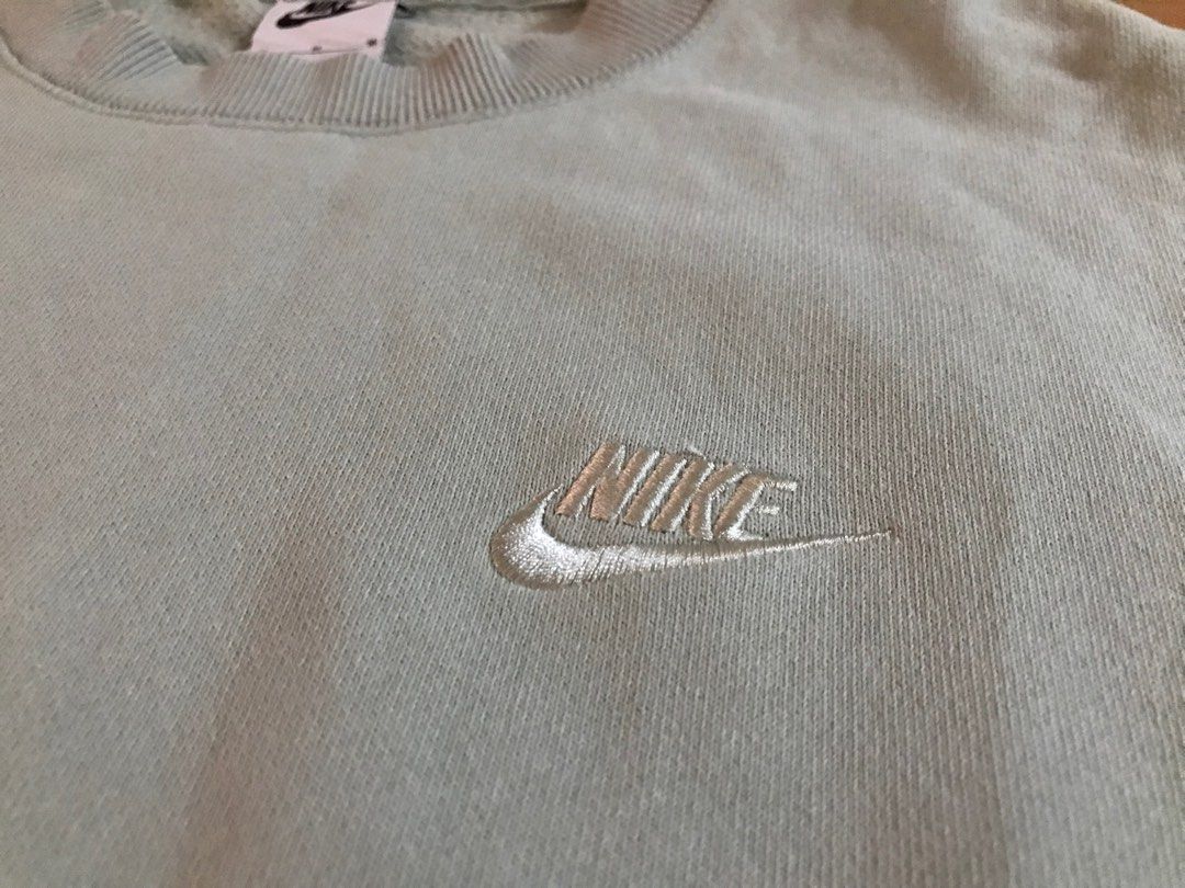 Nike sweatshirt Men s Fashion Tops Sets Hoodies on Carousell