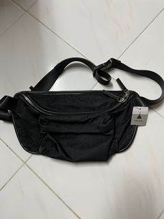 （分類：）位於 。 由 aaronrodger 提交（商品編號 1258367569，圖片 1）。簡介： 。