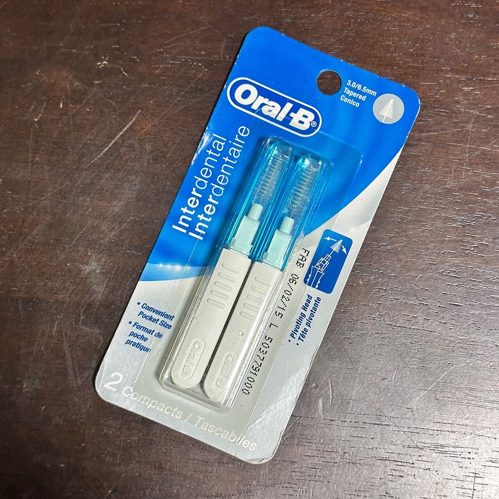 Oral-B Compact Interdental Brush System Twin Pack (White/Blue), Beauty