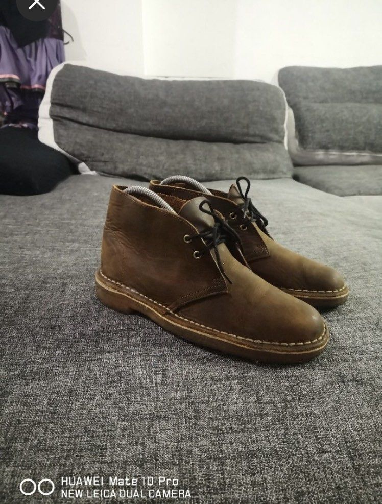 Clarks desert on sale boots dark brown