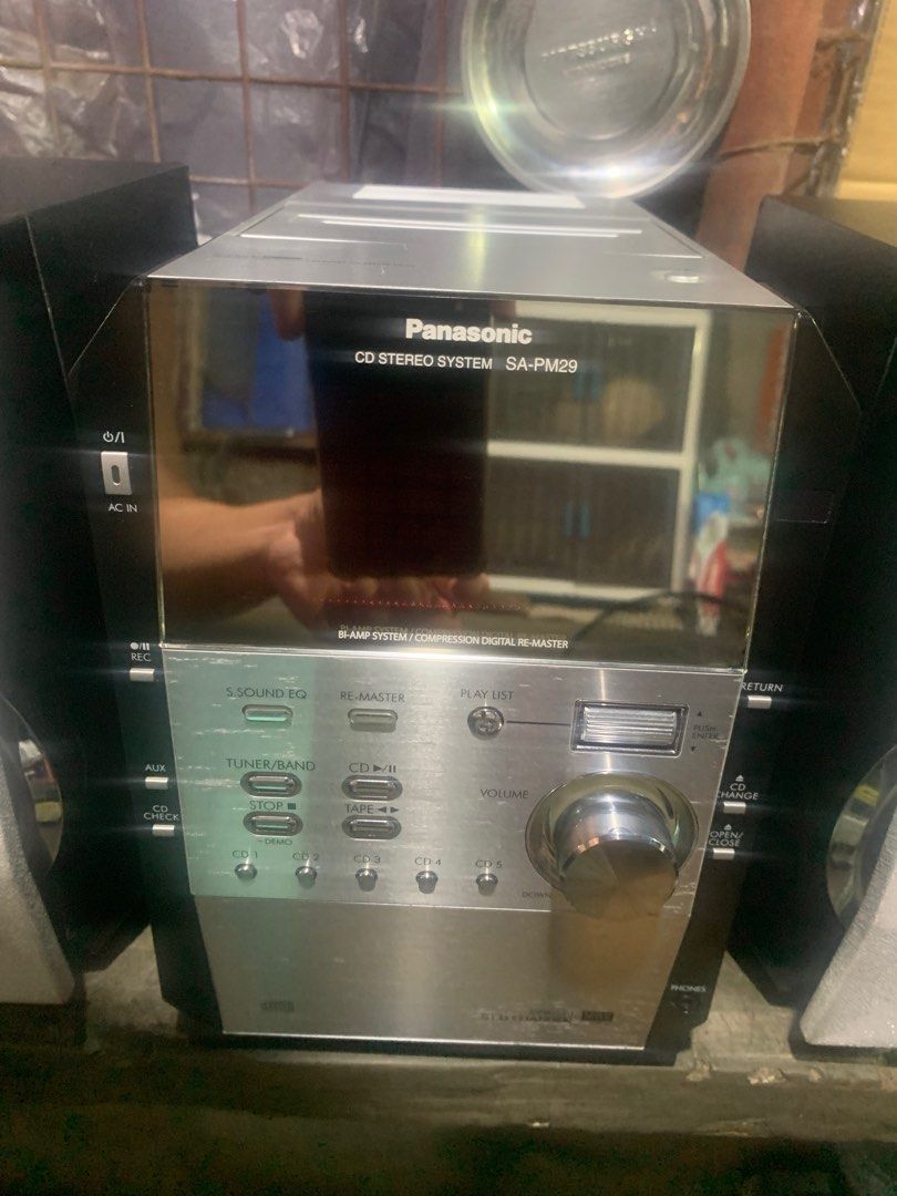 PANASONIC SA-PM29 5 CD SHELF SYSTEM/AM/FM/TAPE/AUX AC 230 VOLTS 60 HZ ...