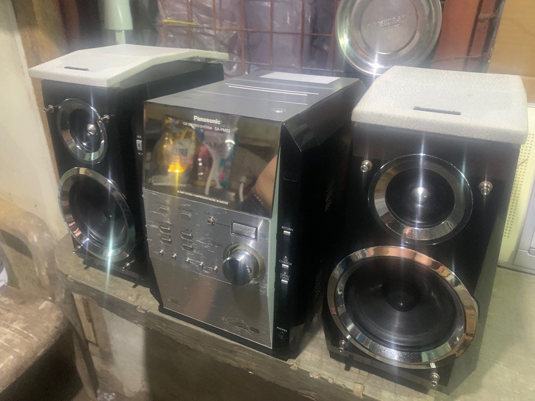 PANASONIC SA-PM29 5 CD SHELF SYSTEM/AM/FM/TAPE/AUX AC 230 VOLTS 60 HZ ...