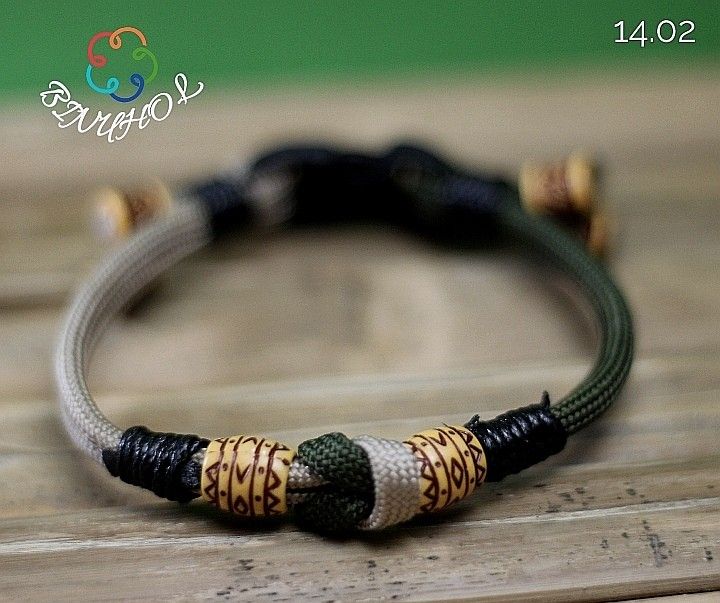 Xoxo discount paracord bracelet