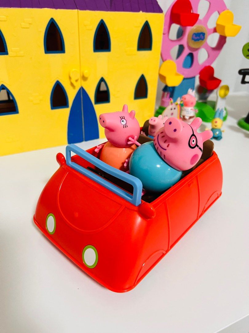 Peppa Pig Figures Peppa Pig car with sounds and music, Hobbies & Toys