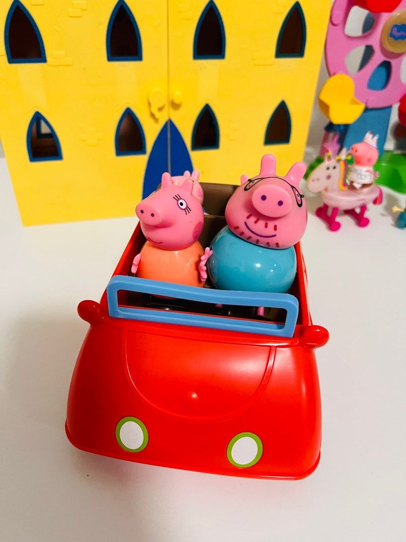 Peppa Pig Figures Peppa Pig car with sounds and music, Hobbies & Toys