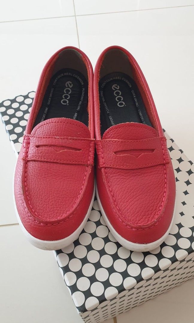Red Cole Haan flat shoe Women s Fashion Footwear Flats on Carousell