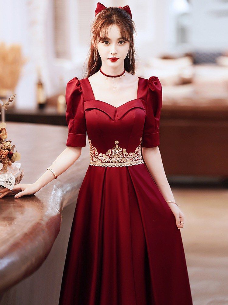 Red dress evening sale gown