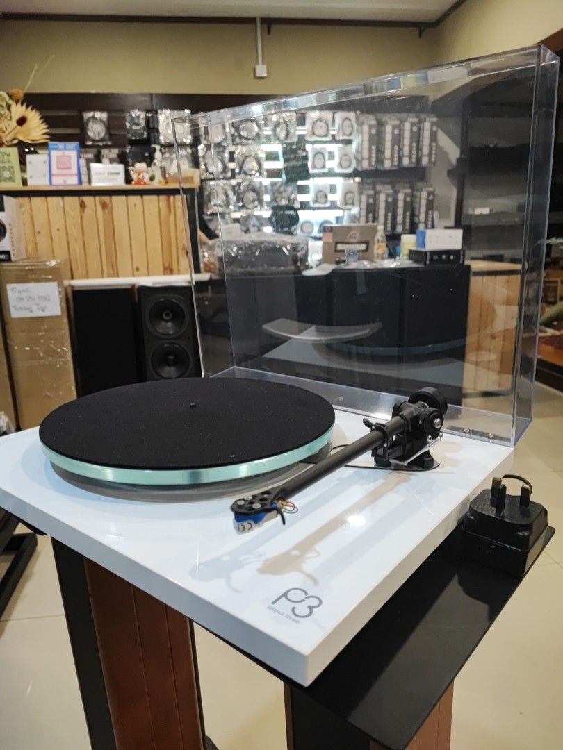 Rega Planar 3 Best Value Turntable (White Glossy Plinth) Elys 2 MM