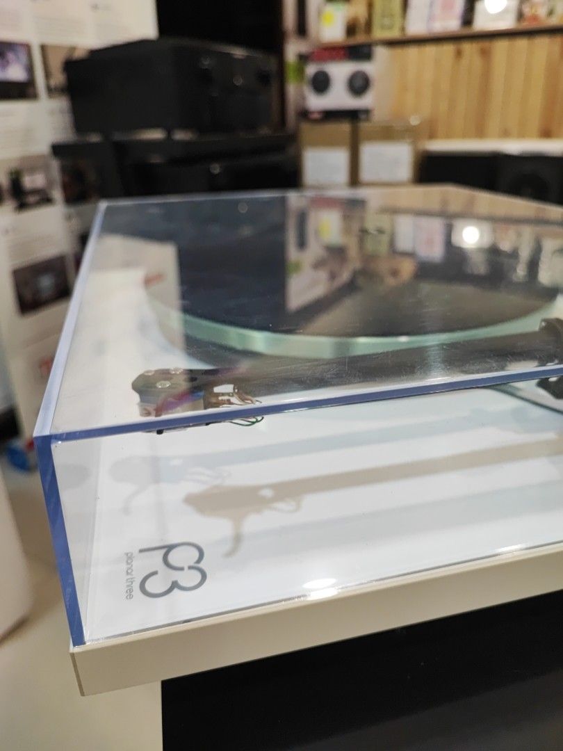 Rega Planar 3 Best Value Turntable (White Glossy Plinth) Elys 2 MM
