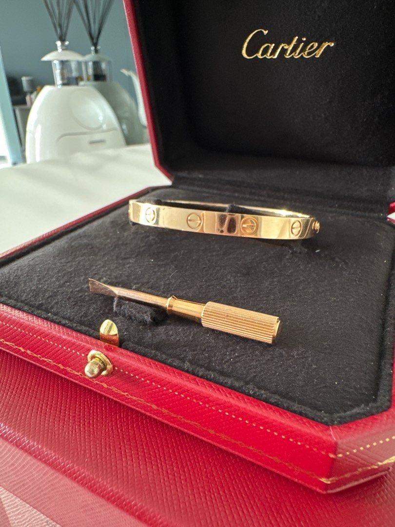 Cartier pink love bracelet outlet