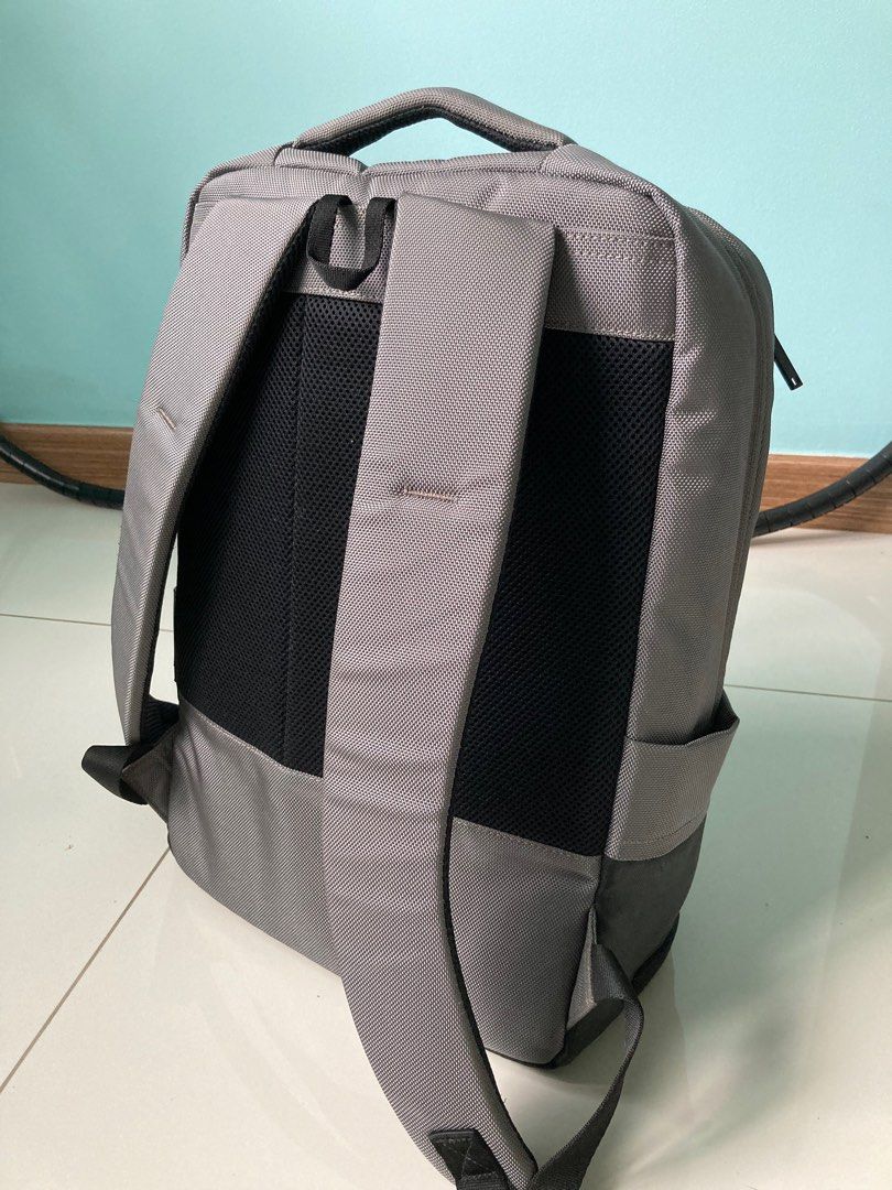 Samsonite red hosue backpack outlet