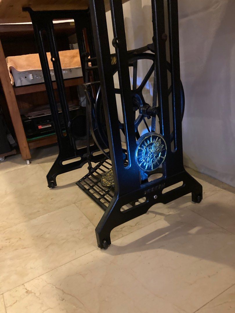 Sewing machine leg, Hobbies & Toys, Memorabilia & Collectibles, Vintage Collectibles on Carousell