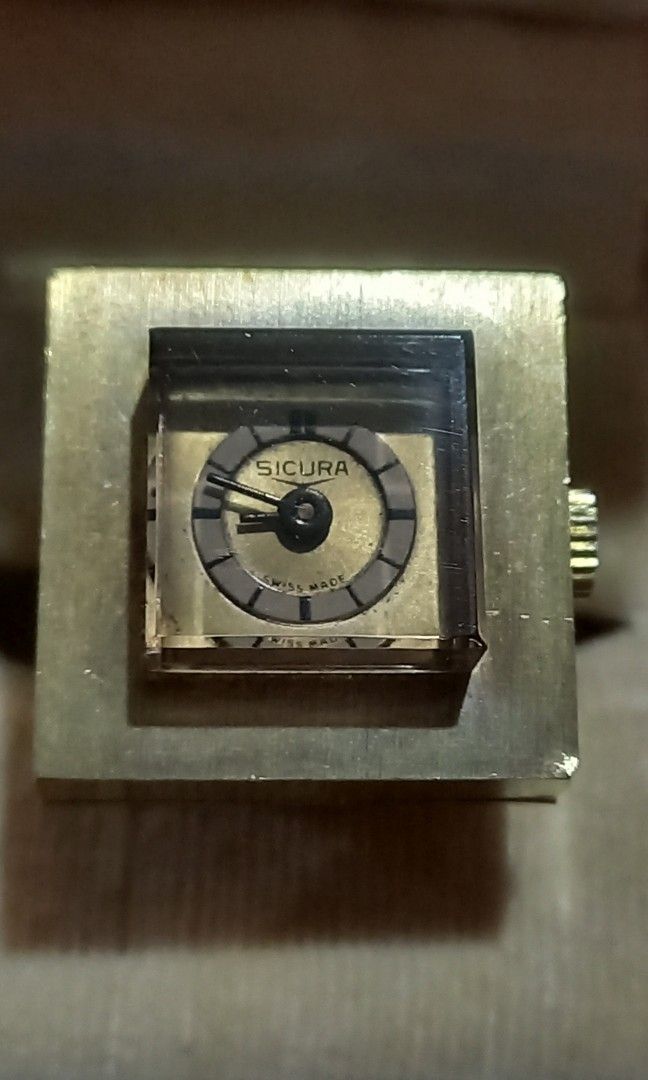 Sicura breitling hotsell wikipedia