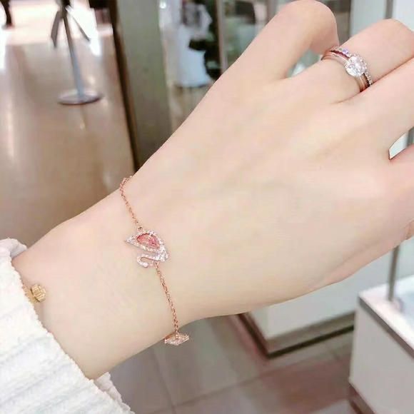 Swarovski swan new arrivals bracelet rose gold