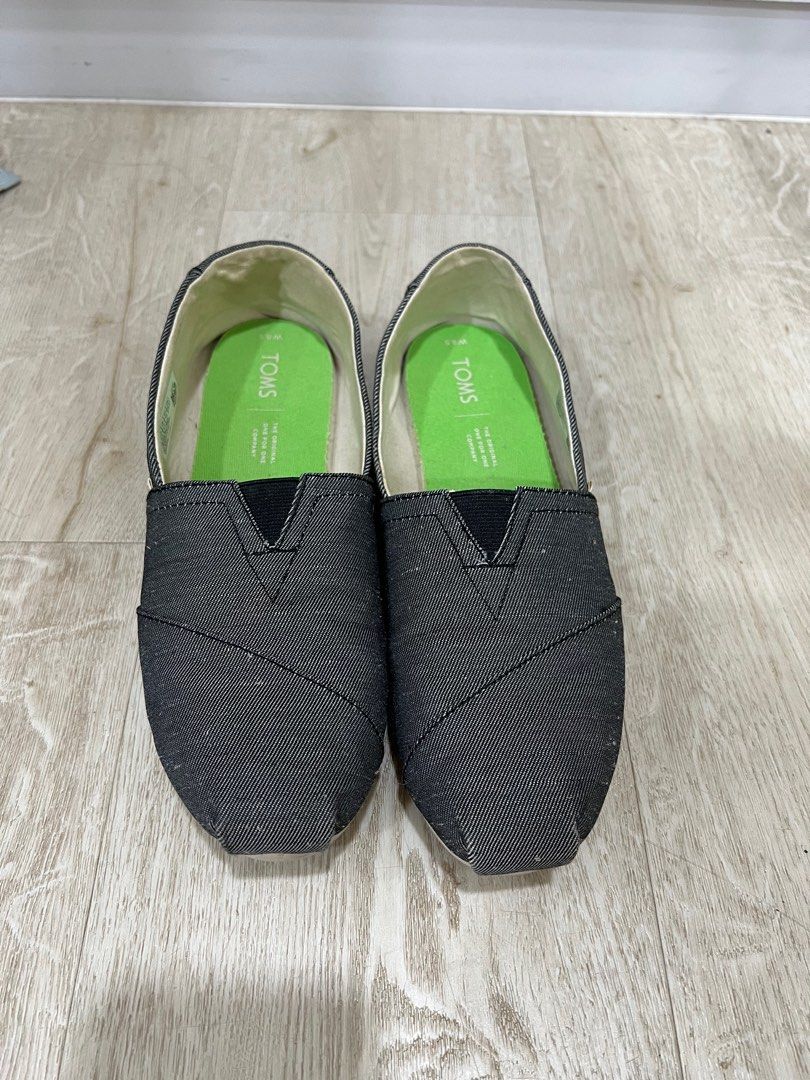 Toms Shoes US 8.5