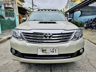 Toyota Fortuner V 2012 4x4 automatic diesel d4d at 2.7 7 Seater 2013 2011 g 4wd Auto