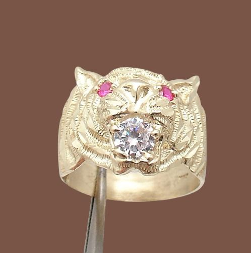 Gold tiger ring store with ruby eyes