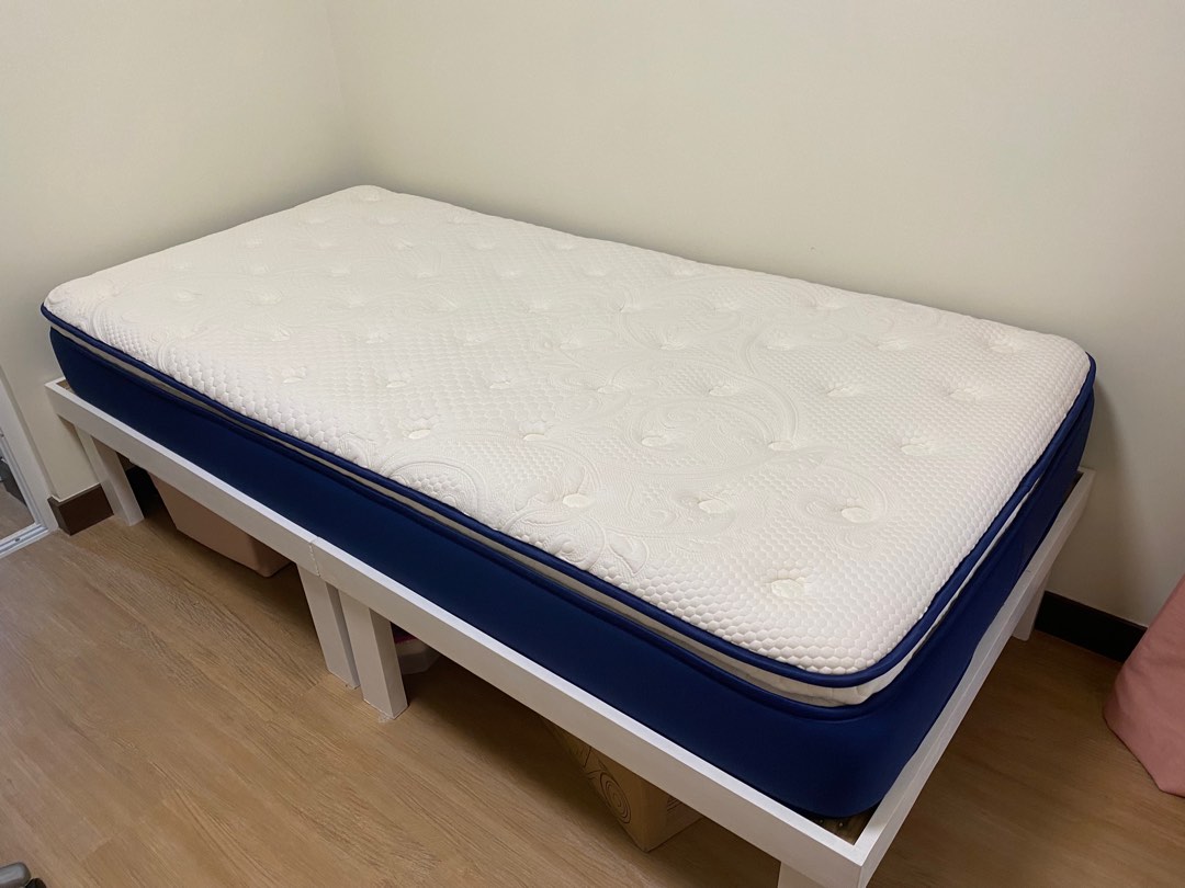 Perfect Condition Uratex Single Orthocare Harmony Mattress, Furniture