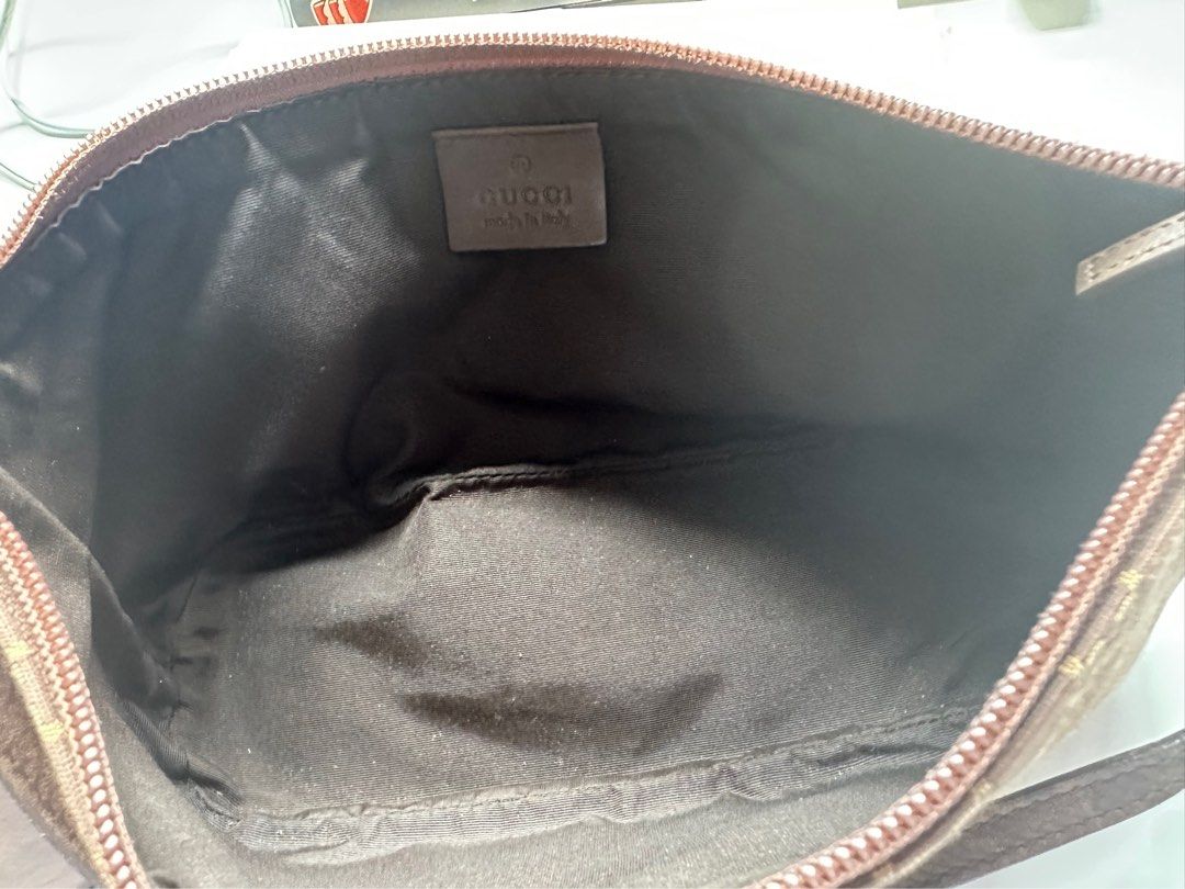 Gucci Boat Pochette Bag — UFO No More