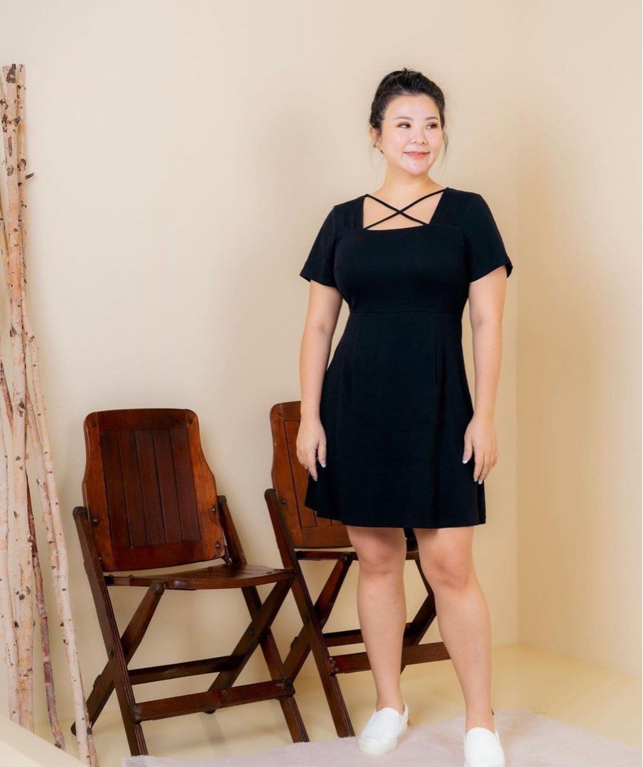 https://www.carousell.sg/p/voycestas-plus-size-black-dress-uk-16-1258362507/