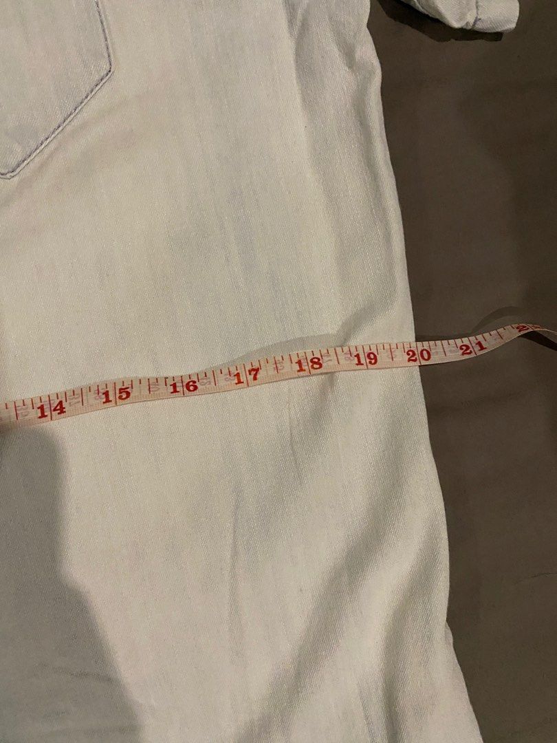 Zara Polo (Category: Tshirts & Polo Shirts ) located in Cainta. Submitted by chamaleon (Listing ID 1258292011, Image 3). Description: Measurements found on the pics.