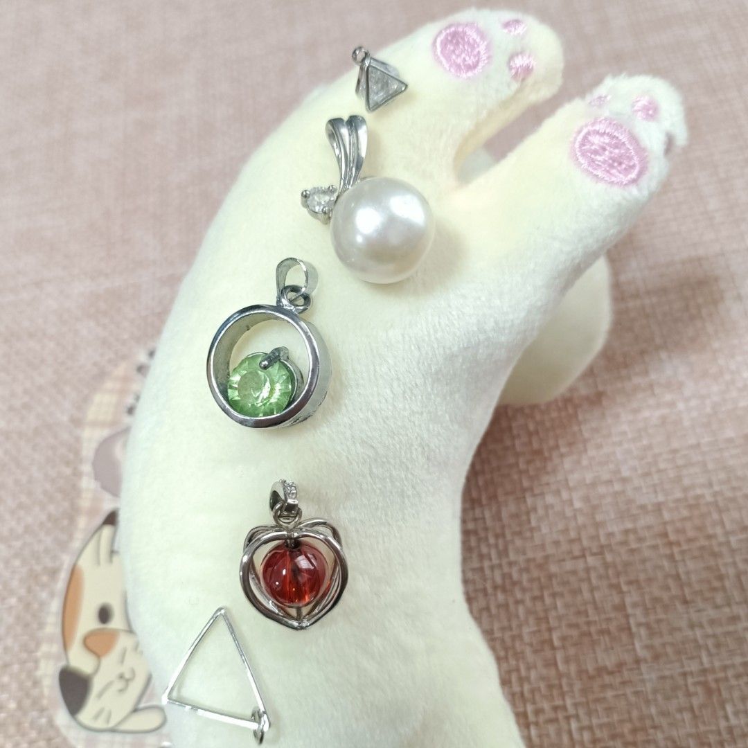 10 for all Necklace charms and pendant Disney Princess red ruby emerald snow white pearl diamond gem