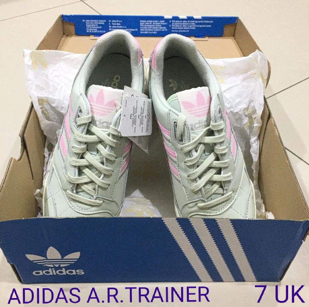 Adidas originals hotsell trainer sale uk