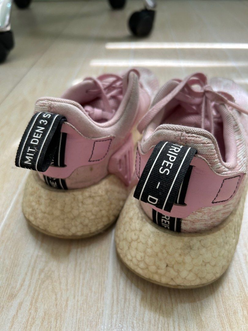 Nmd r2 w pink top