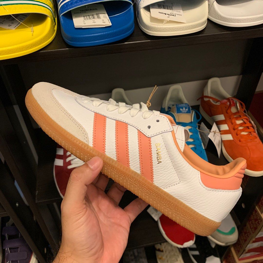 Adidas samba 2025 orange stripe