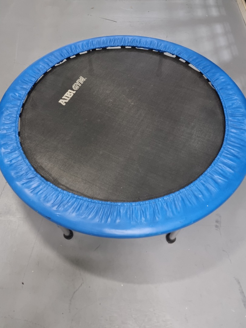 Gym trampoline outlet