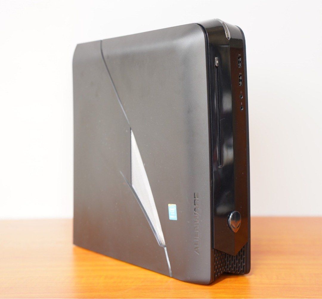 Alienware Gaming Desktop with free 24inch monitor