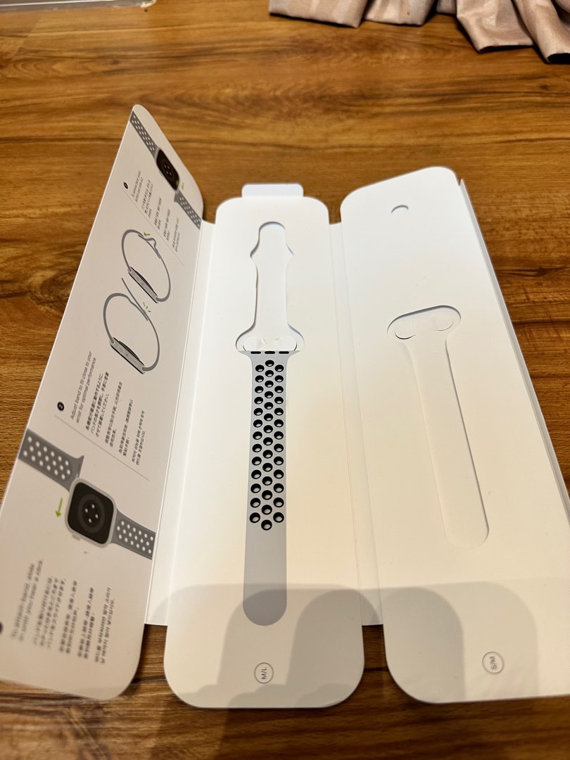White nike apple watch band top