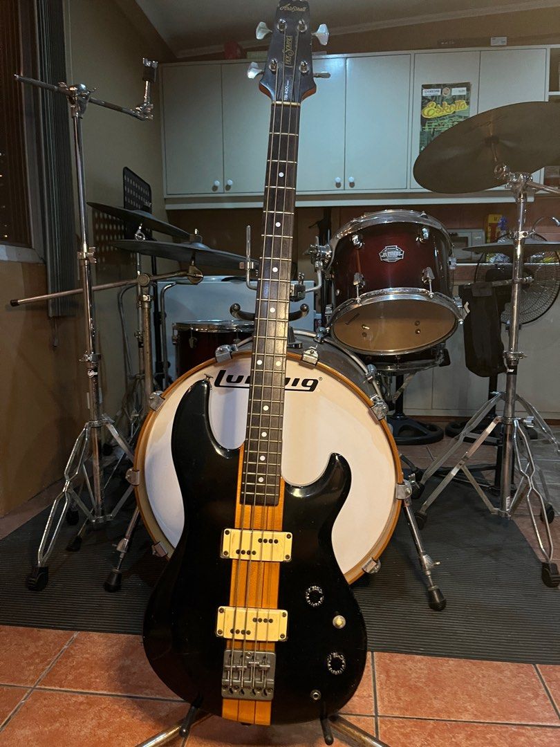 Aria Pro II TSB400 Thor Sound Bass Guitar (Made in Japan) with Vintage