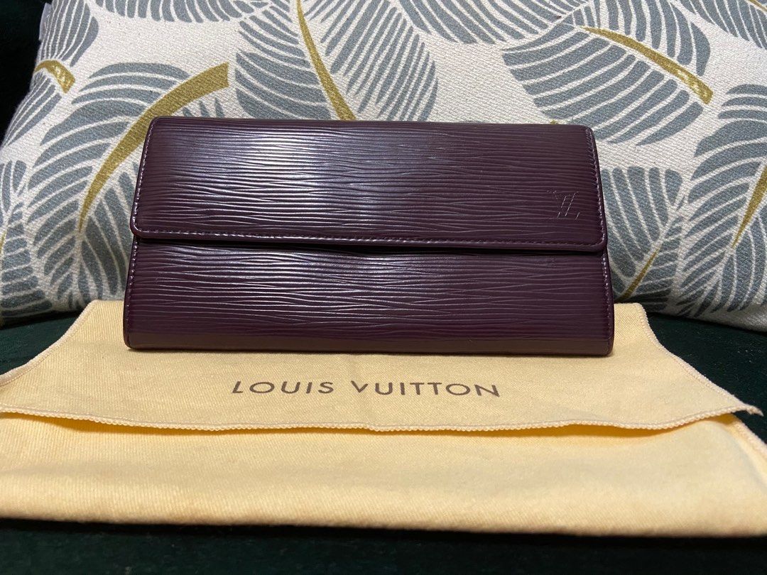 Louis Vuitton Yellow EPI Leather Sarah Wallet